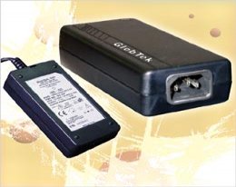 Série de Fontes de Alimentação Alternadas Desktop de Saída Única 60 Watts da GlobTek